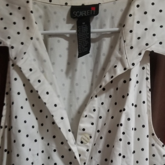 Dress. Womens. - Picture 2 of 6